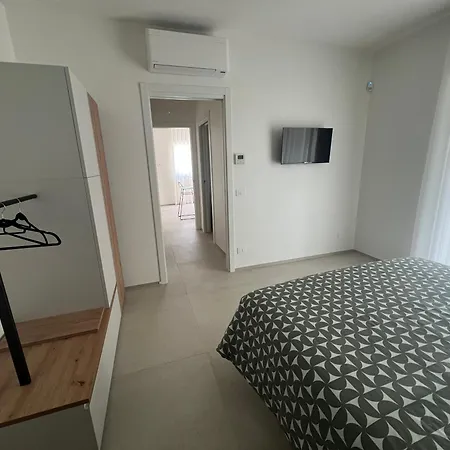 In Centro Confort אלטאמורה